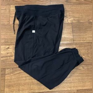 Vuori pants women’s size L